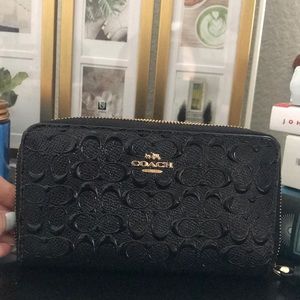 SOLD❗️Coach Wristlet Wallet